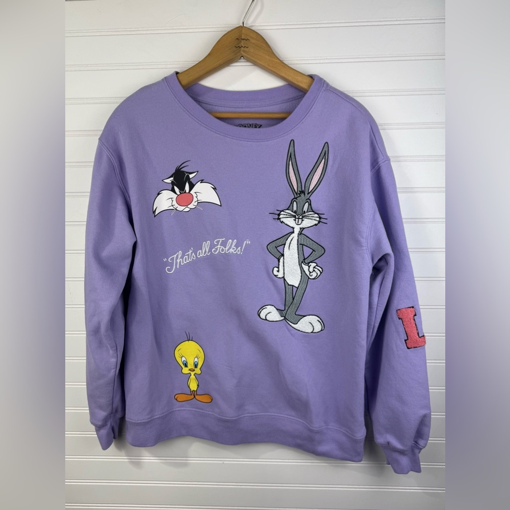 Warner Bros. Lavender purple Looney Tunes Graphic Crewneck Sweatshirt. Juniors L